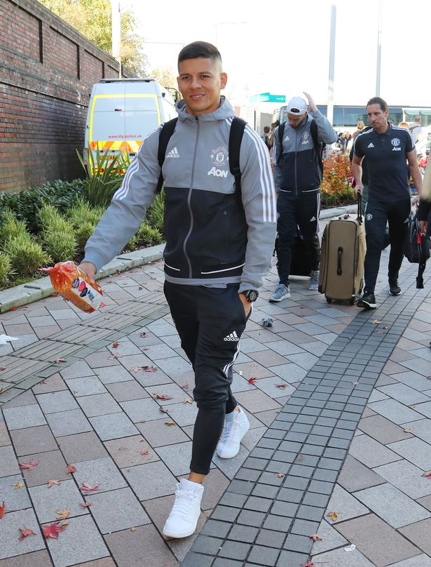 MU don 1 tin buon,  2 tin vui anh 3