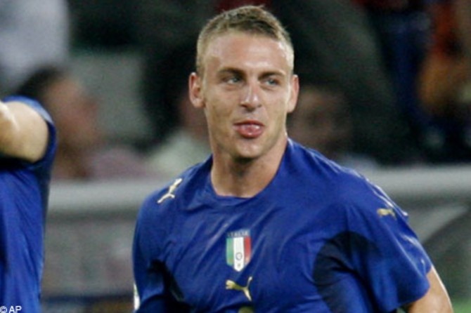 Doi hinh Italy vo dich World Cup 2006 gio ra sao? anh 23