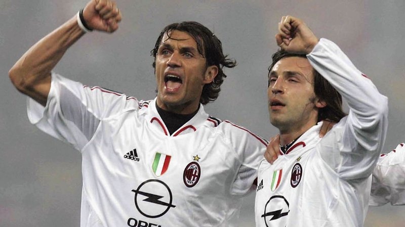 Ronaldo bi loai khoi doi hinh trong mo cua P anh 3