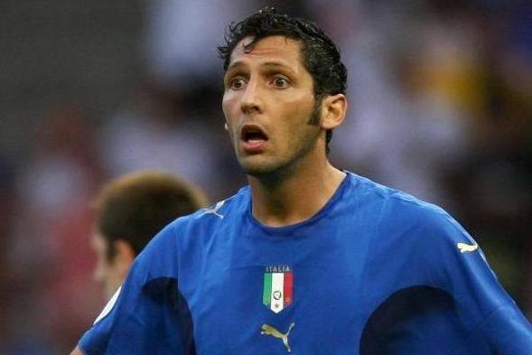 Doi hinh Italy vo dich World Cup 2006 gio ra sao? anh 7