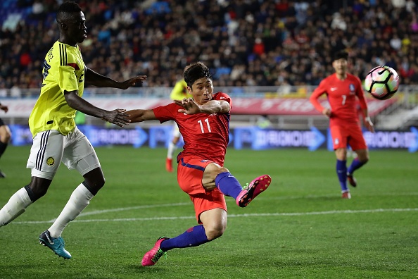 Son Heung Min lap cu dup anh 8