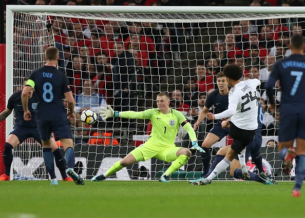 Tru cot MU dinh chan thuong anh 7