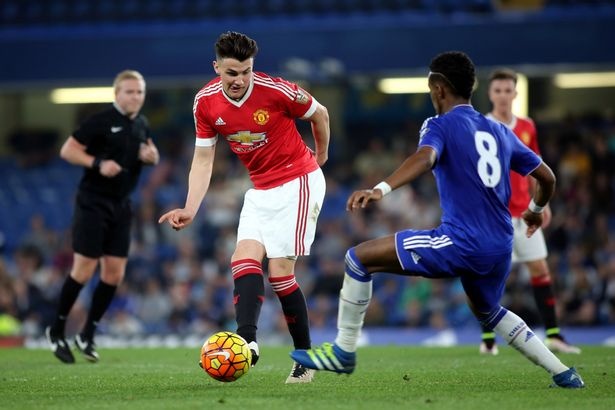 15 cau thu chia tay Old Trafford trong he 2017 anh 7