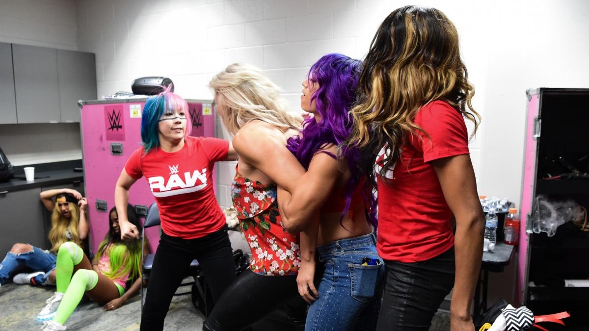 Sieu sao WWE hon chien anh 6