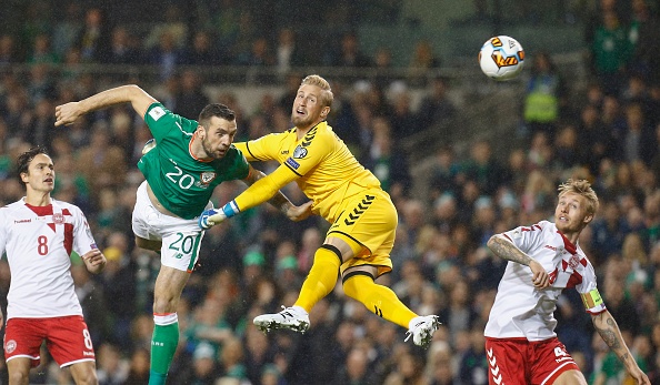 Eriksen lap hat-trick Dan Mach gianh ve du WC anh 1