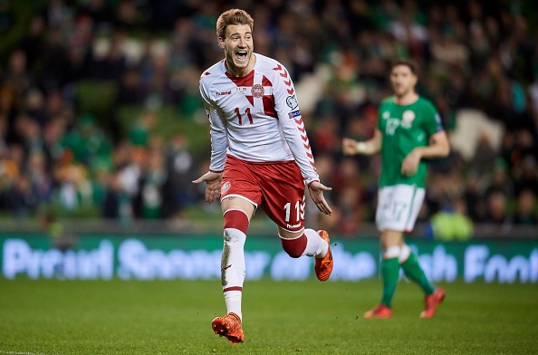 Eriksen lap hat-trick Dan Mach gianh ve du WC anh 10