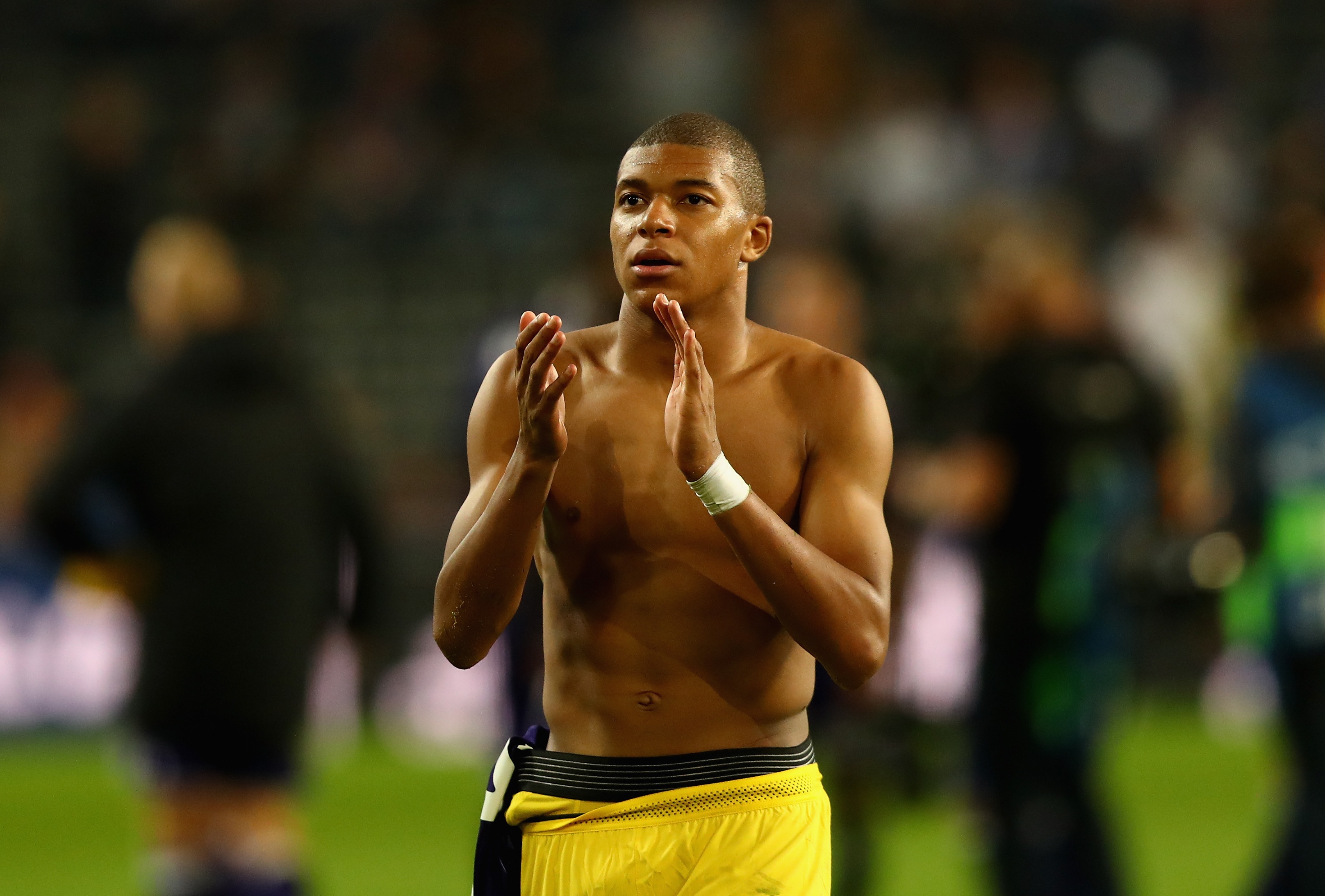 Ronaldo hay nhat 2017,  Messi dung thu tu anh 5