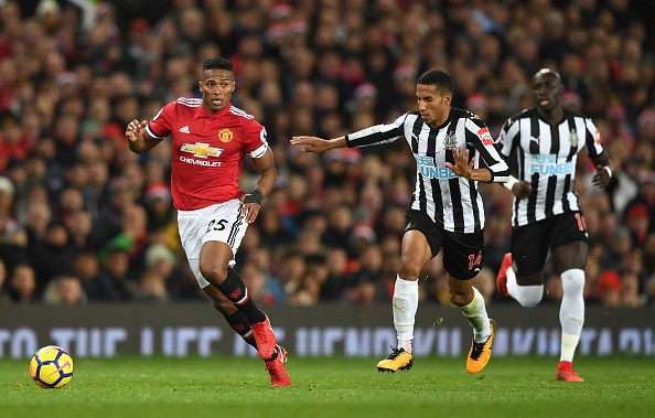 Cham diem MU 4-1 Newcastle anh 2