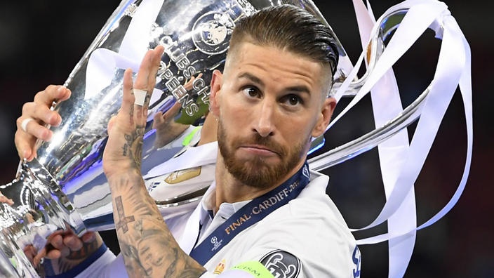 doi hinh vi dai nhat the ky 21 cua UEFA anh 2