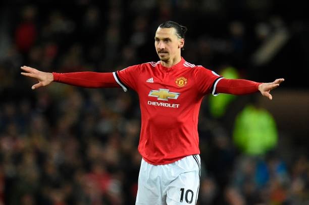 Ibra lap ky luc trong ngay buon cua Man Utd hinh anh