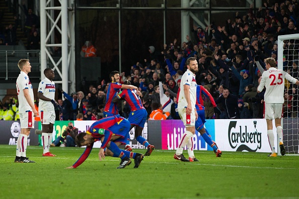 Crystal Palace trở về từ cõi chết ảnh 8 Crystal Palace tro ve tu coi chet anh 8