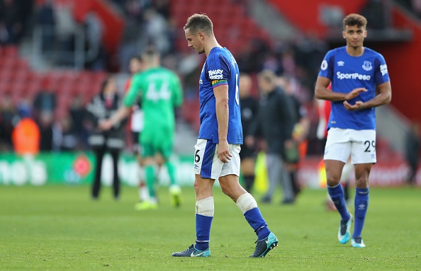 Rooney bat luc nhin dong doi thua tham anh 12