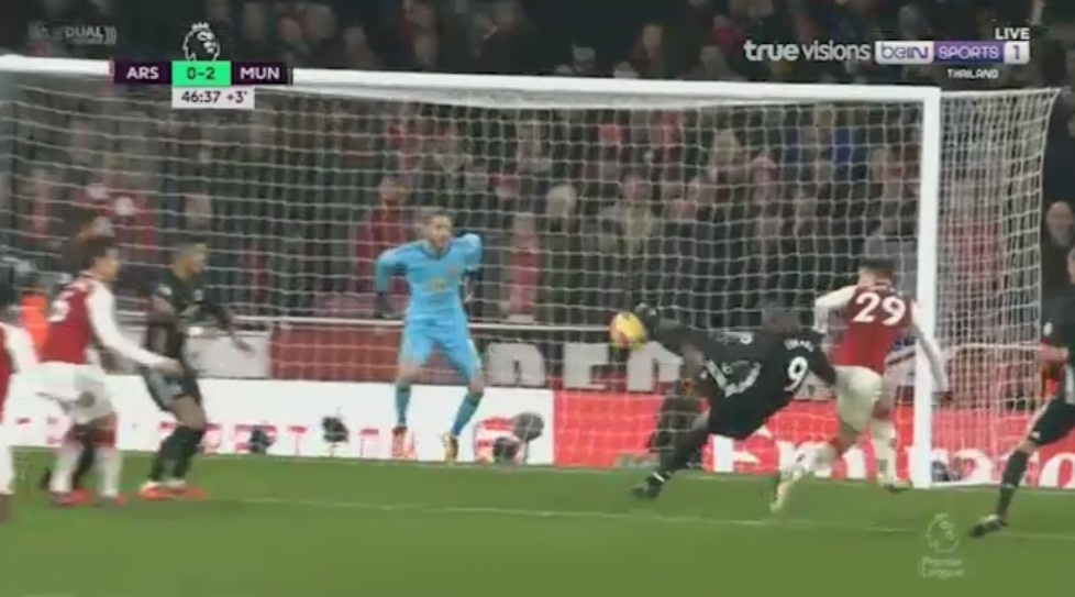 Lukaku suýt hóa tội đồ với pha volley ảnh 1 Lukaku suyt hoa toi do voi pha volley anh 1