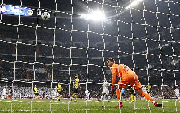 Ronaldo lap 2 ky luc trong tran thang Dortmun anh 5