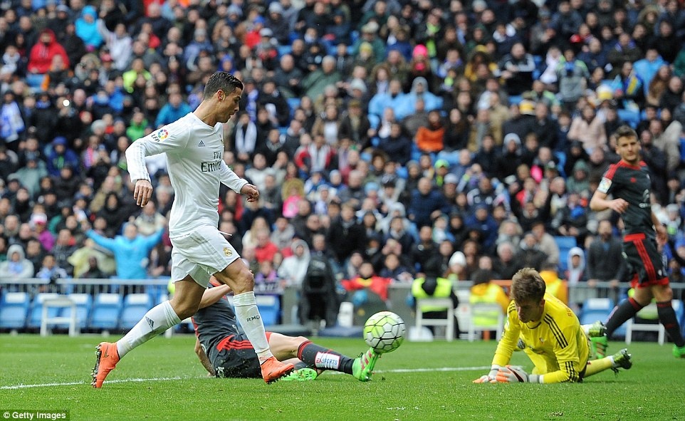 CLB lon bi Ronaldo huy diet trong 1 tran dau anh 6