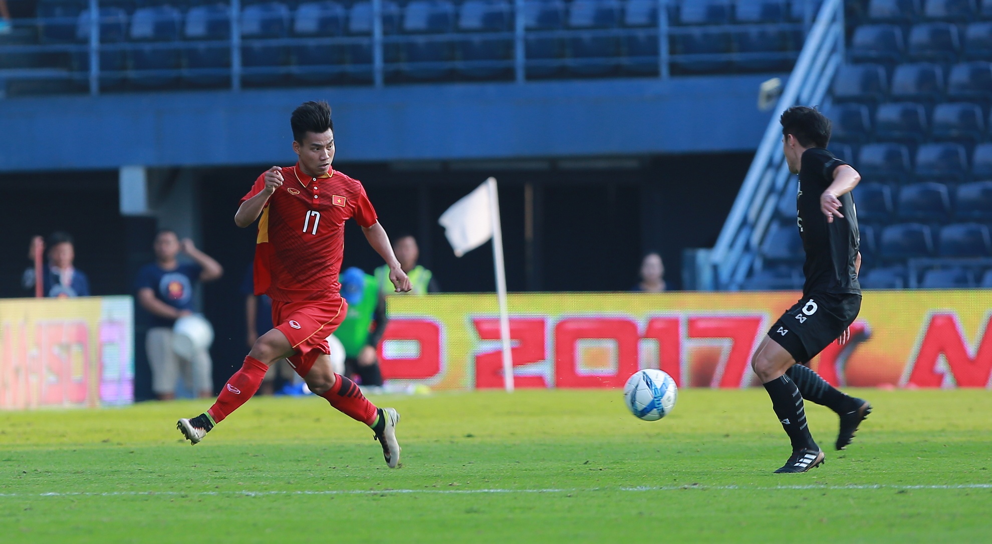 Xuan Truong can dong doi phan ung anh 1