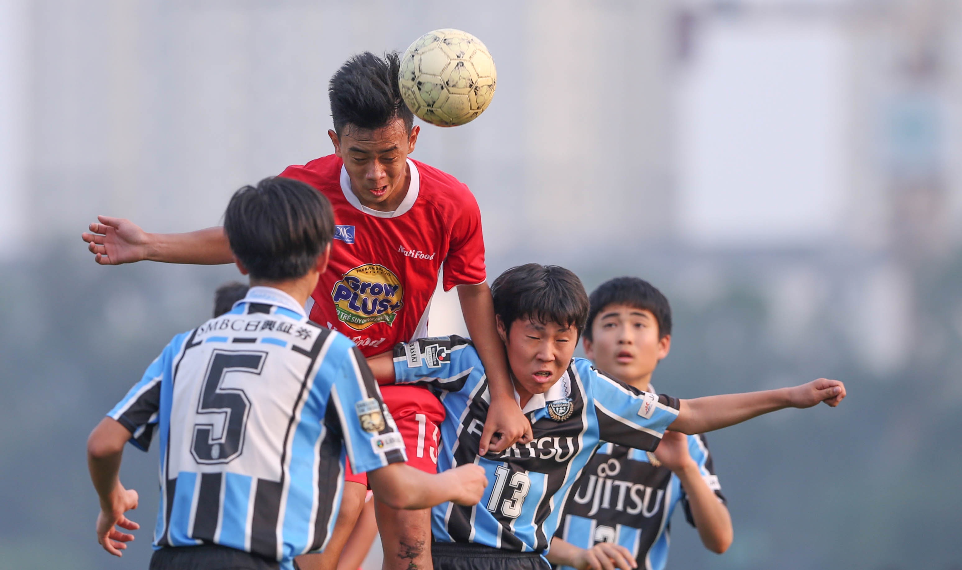 NutiFood JMG TP.HCM thang U13 Kawasaki anh 4