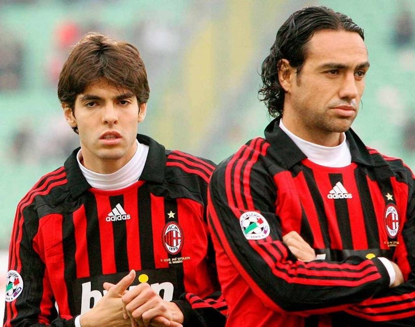 doi hinh trong mo cua Kaka anh 4