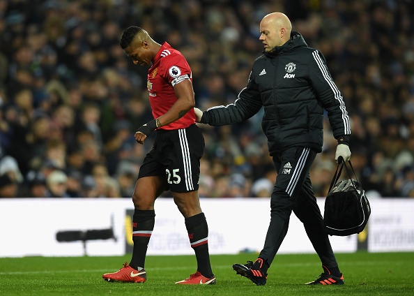 Ac mong gan khoeo lai lam Man Utd lo sot vo anh 4