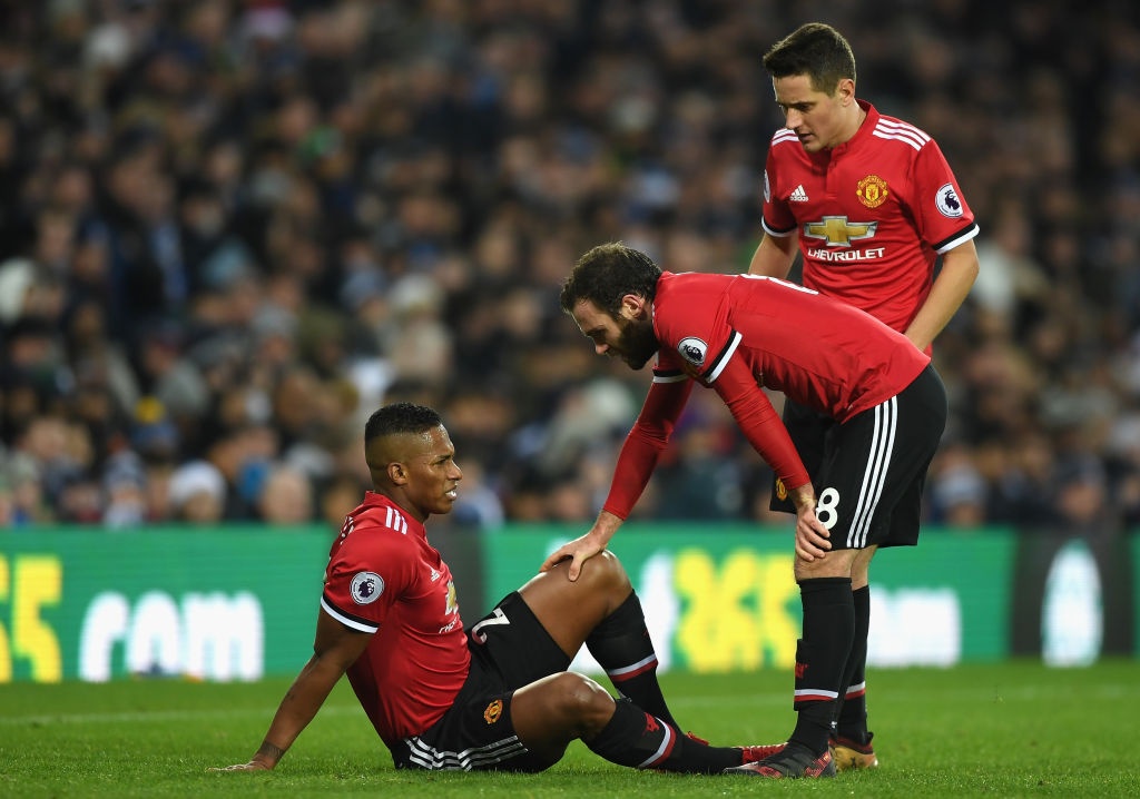 Ac mong gan khoeo lai lam Man Utd lo sot vo anh 2