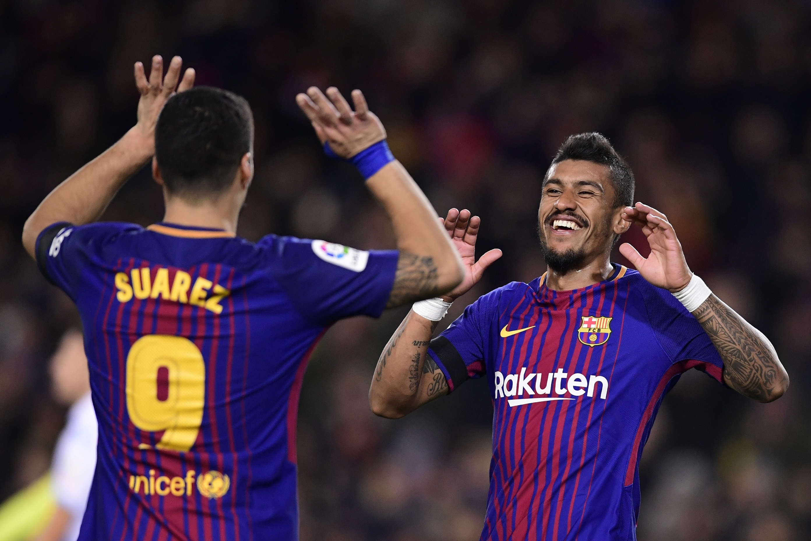 Messi lập hat-trick sút trúng khung gỗ ảnh 8 Messi lap hat-trick sut trung khung go anh 8