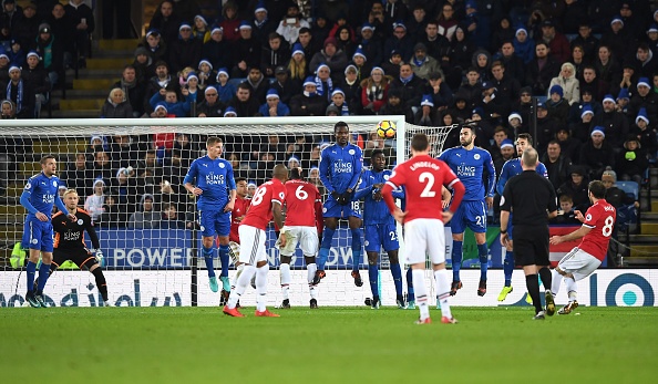 MU bi Man City bo xa voi khoang cach ky luc anh 5