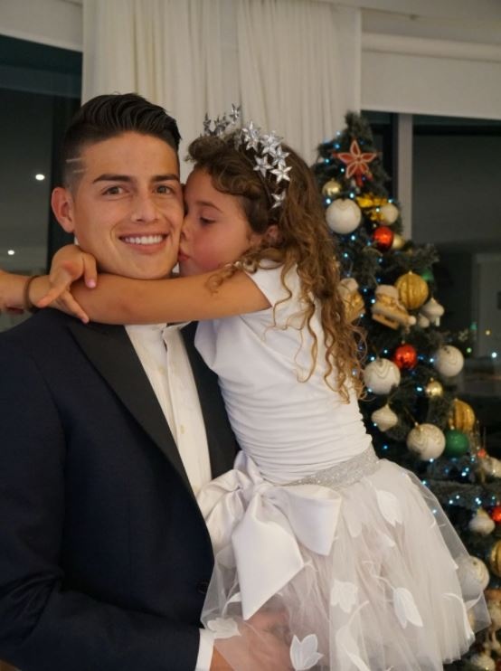 Ronaldo, Messi rạng rỡ đón Giáng sinh ảnh 6 Ronaldo, Messi rang ro don Giang sinh anh 6