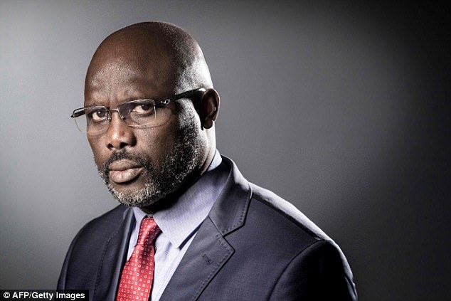 George Weah va nhung cau thu thanh cong tren chinh truong hinh anh