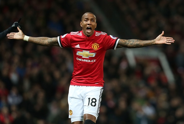 MU mat them tru cot truoc them dai chien Everton hinh anh