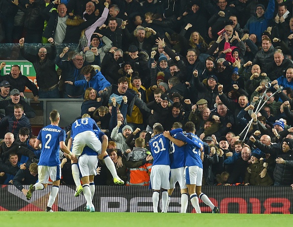 Hau ve dat nhat the gioi ghi ban o tran ra mat anh 7