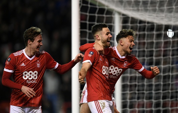 Arsenal tái lập thành tích tệ hại sa 21 năm ảnh 7 Arsenal tai lap thanh tich te hai sa 21 nam anh 7