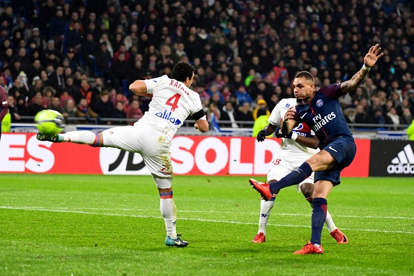 Depay lập siêu phẩm giúp Lyon đánh bại PSG ảnh 4 Depay lap sieu pham giup Lyon danh bai PSG anh 4