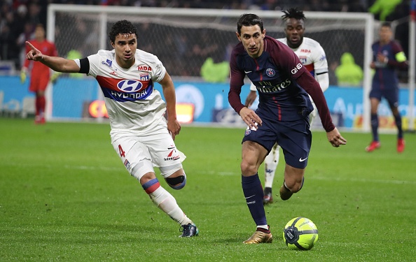 Depay lập siêu phẩm giúp Lyon đánh bại PSG ảnh 1 Depay lap sieu pham giup Lyon danh bai PSG anh 1