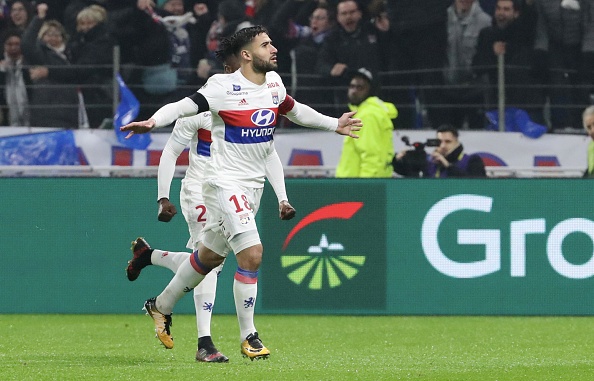 Depay lập siêu phẩm giúp Lyon đánh bại PSG ảnh 3 Depay lap sieu pham giup Lyon danh bai PSG anh 3