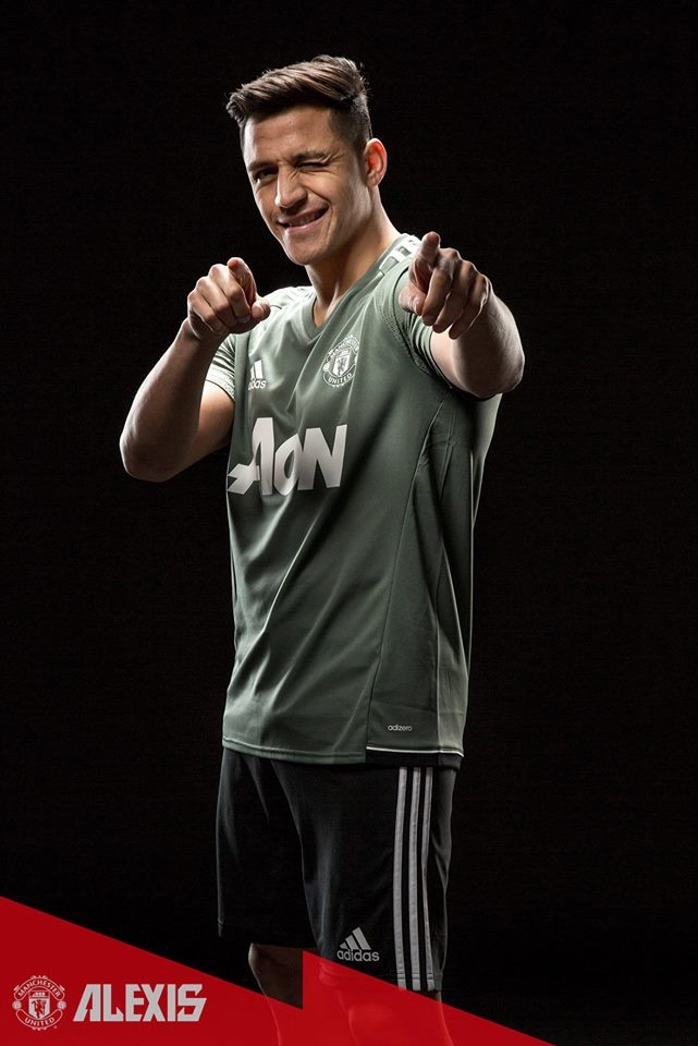 Sanchez rạng rỡ trong áo đấu Man Utd ảnh 6 Sanchez rang ro trong ao dau Man Utd anh 6