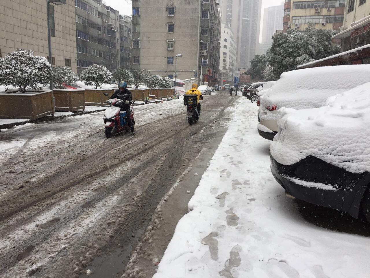 U23 Việt Nam tập luyện khó khăn vì tuyết lớn ảnh 1 U23 Viet Nam tap luyen kho khan vi tuyet lon anh 1