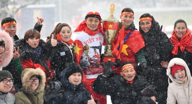 Chung ket U23 chau A: CDV Viet Nam soi dong truoc gio 'G' hinh anh