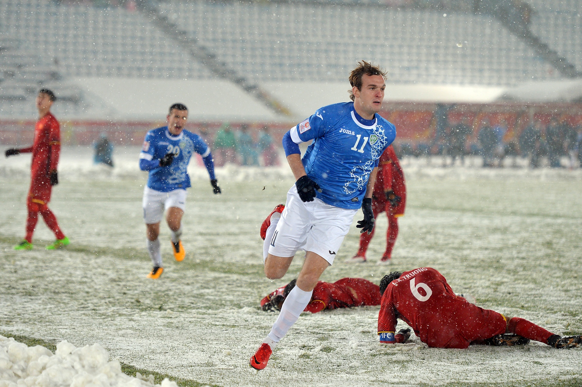 U23 Viet Nam vs U23 Uzbekistan anh 1
