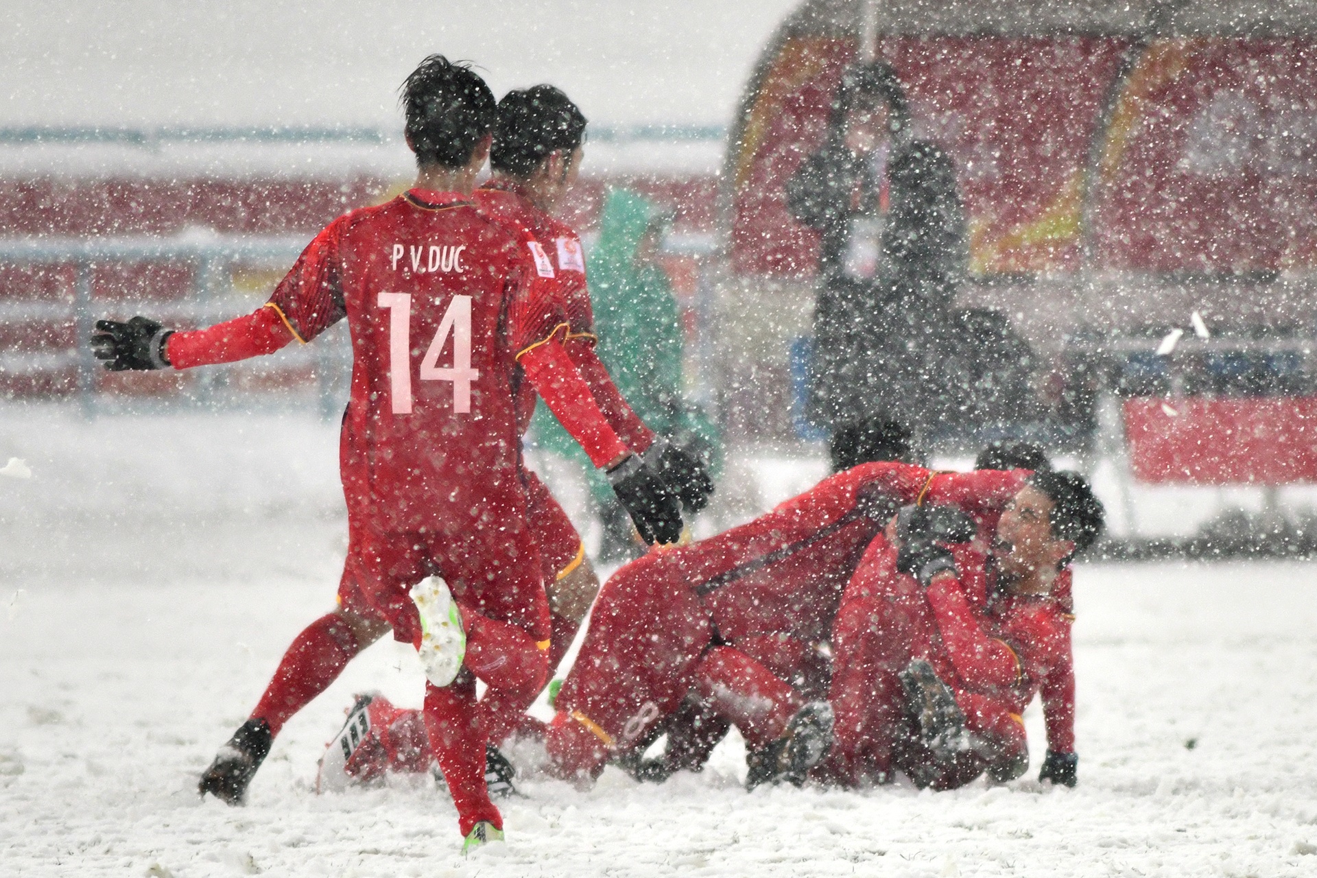 Tran 'dai chien tren tuyet' giua U23 Viet Nam va U23 Uzbekistan hinh anh