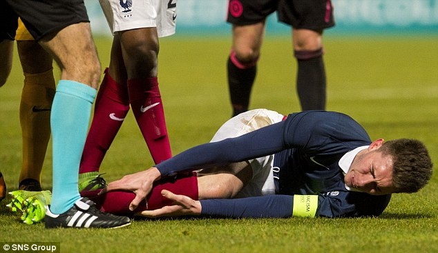 Man City chieu mo Laporte anh 2