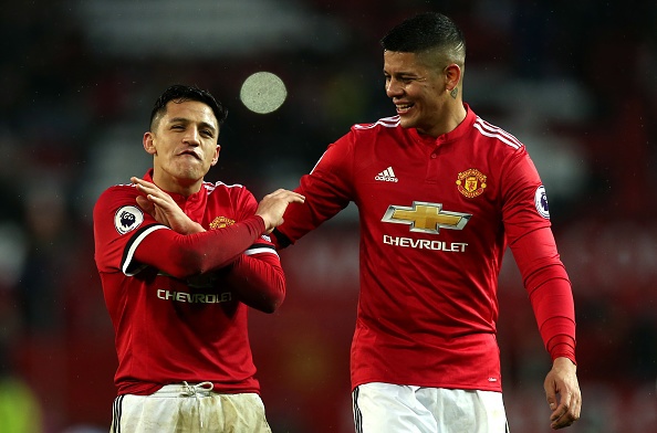 Sanchez lap ky luc sau khi giup MU danh bai Huddersfield hinh anh