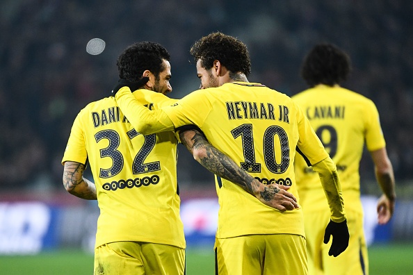 Neymar đá phạt đẹp mắt ảnh 9 Neymar da phat dep mat anh 9