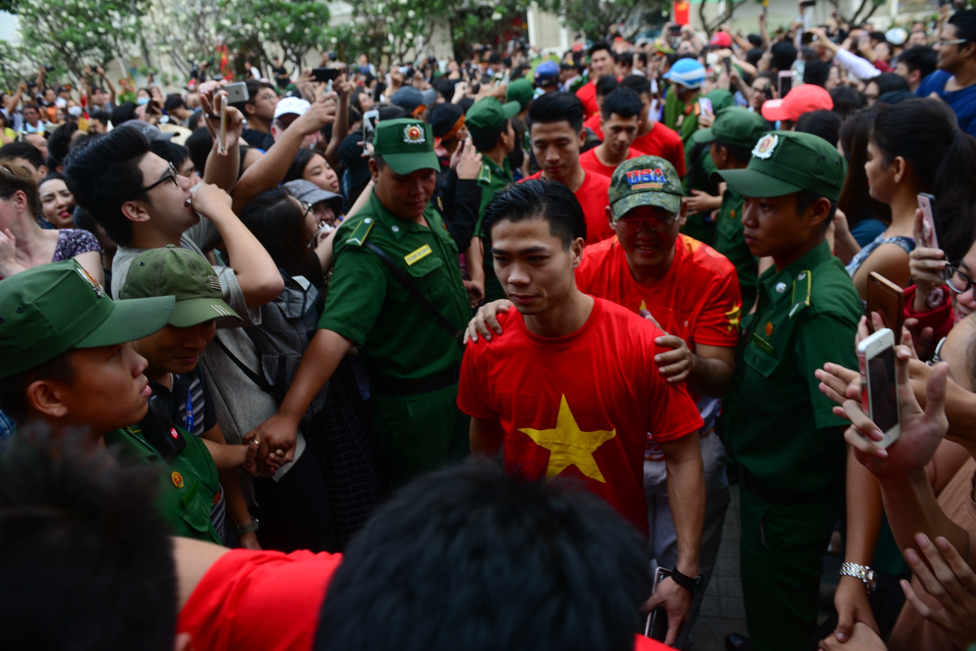 U23 Viet Nam giao luu nguoi ham mo anh 6