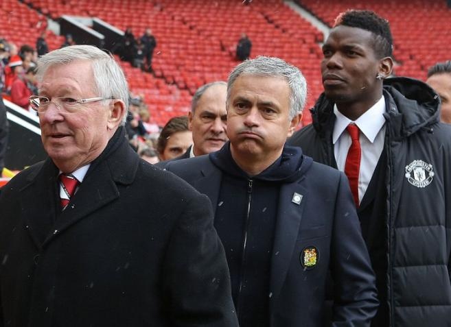 Mourinho, Pogba theo chan Sir Alex du le tuong niem tham hoa Munich hinh anh