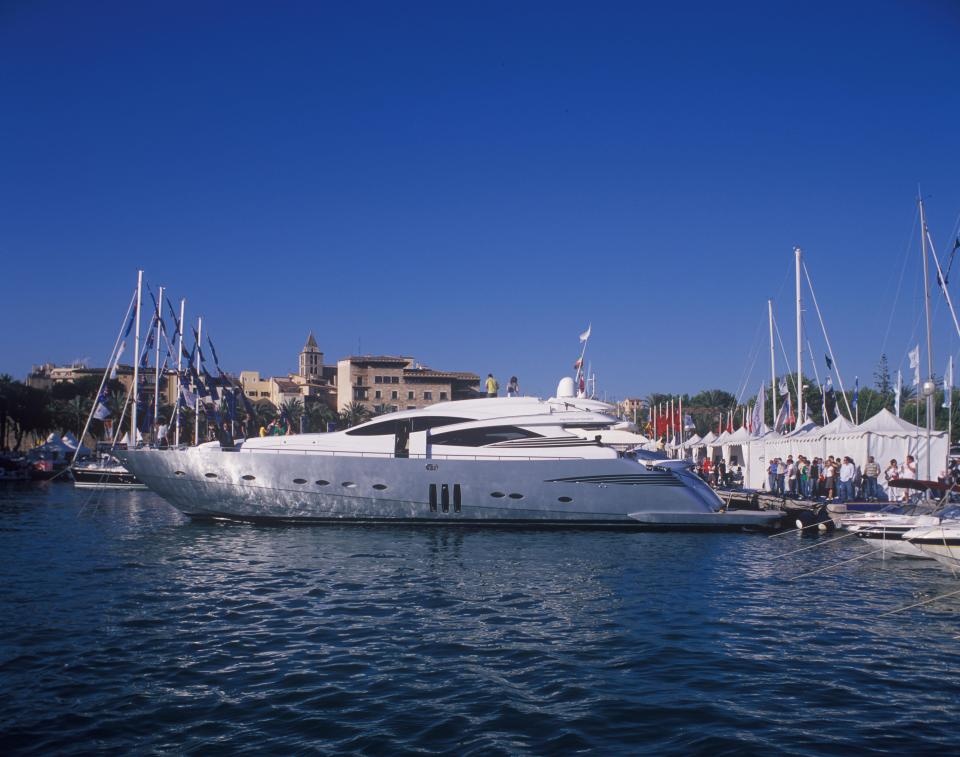 5 sao bong da so huu du thuyen hang sang anh 1