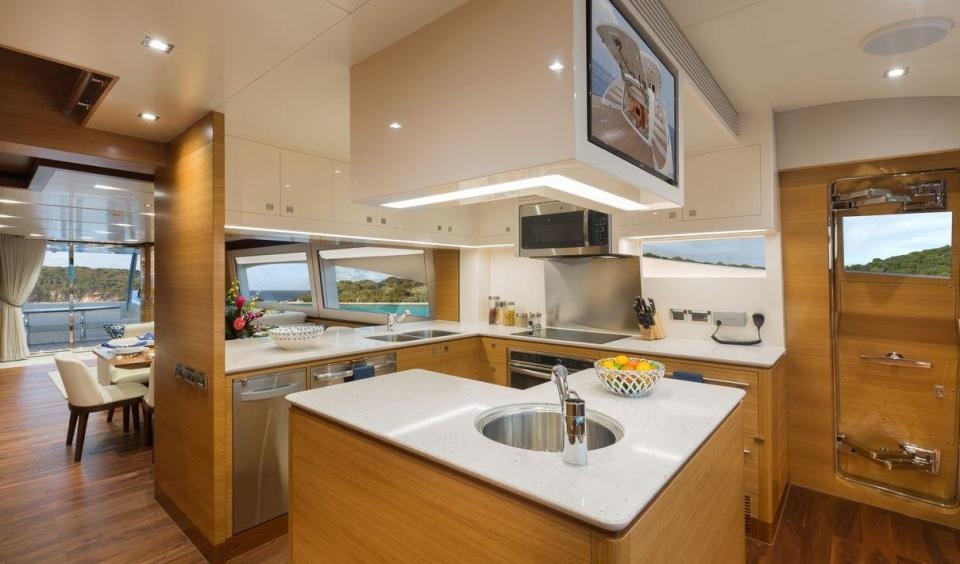 5 sao bong da so huu du thuyen hang sang anh 6