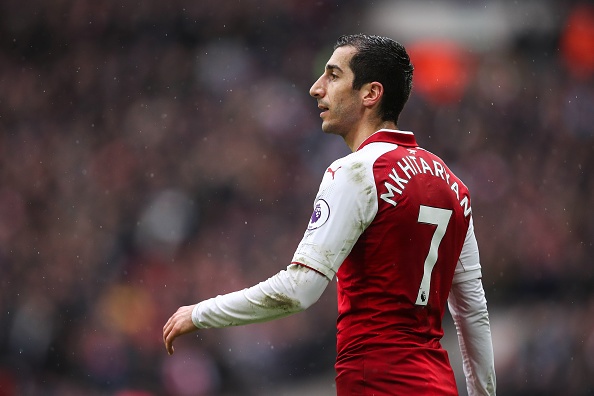 Mkhitaryan toa sang giup Arsenal de bep doi bong Thuy Dien hinh anh