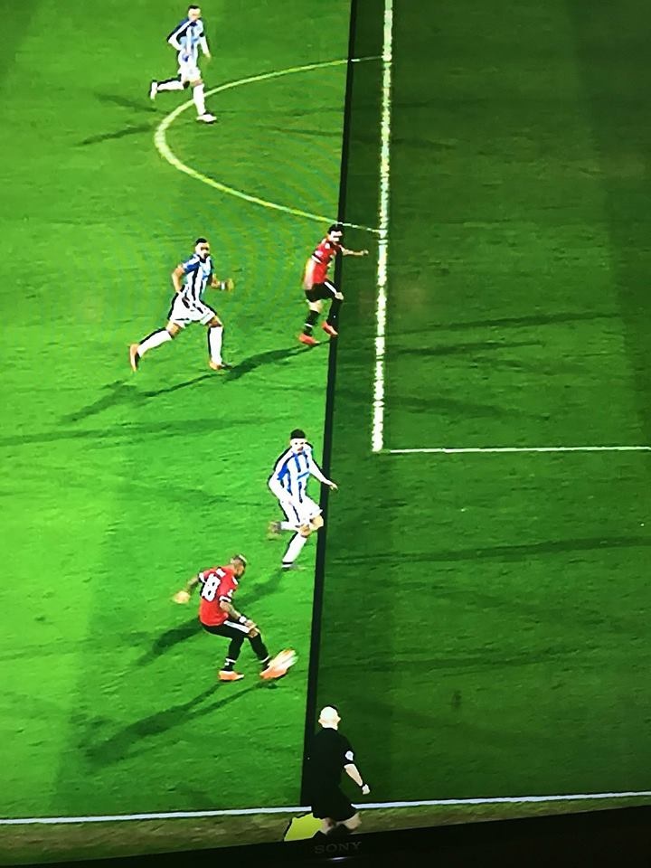 VAR tuoc ban thang cua Man Utd anh 4