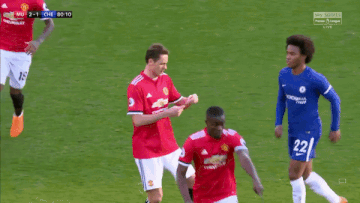 Willian chay theo Matic de doc manh giay cua Mourinho hinh anh