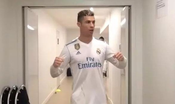 Ronaldo an mung phan khich sau tran thang PSG hinh anh